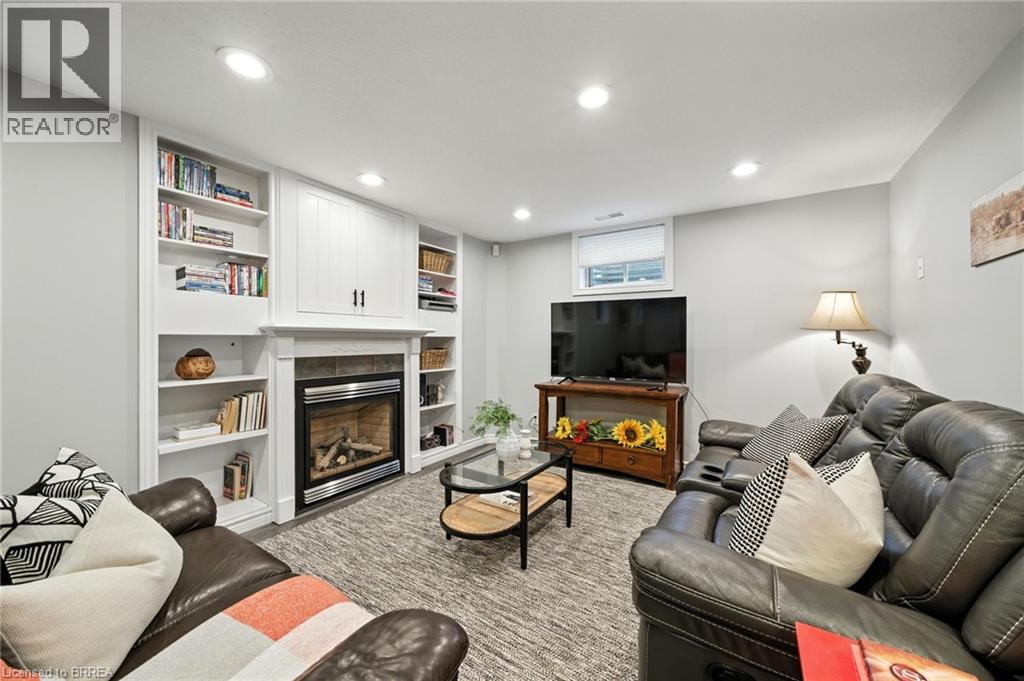 Photo 34 of 28 Macpherson Drive, Paris ON