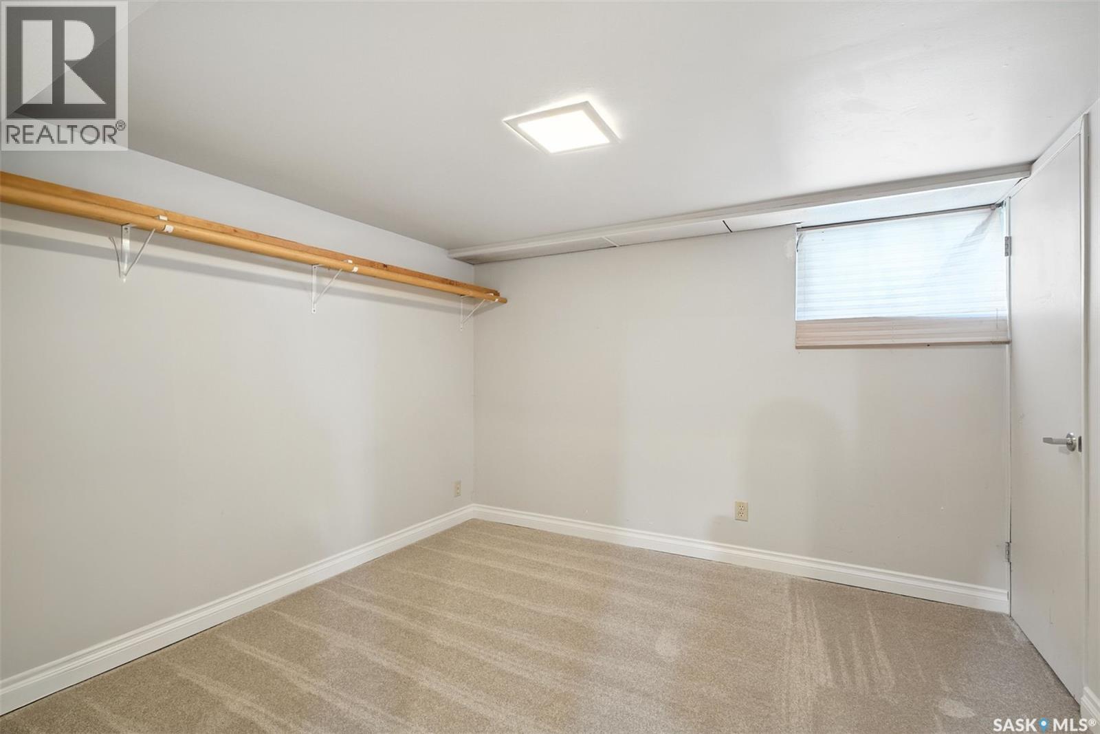 Photo 9 of 1020 Eastlake Avenue, Saskatoon SK