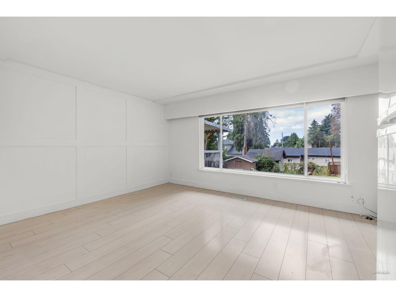 Photo 14 of 10317 127 Street, Surrey BC