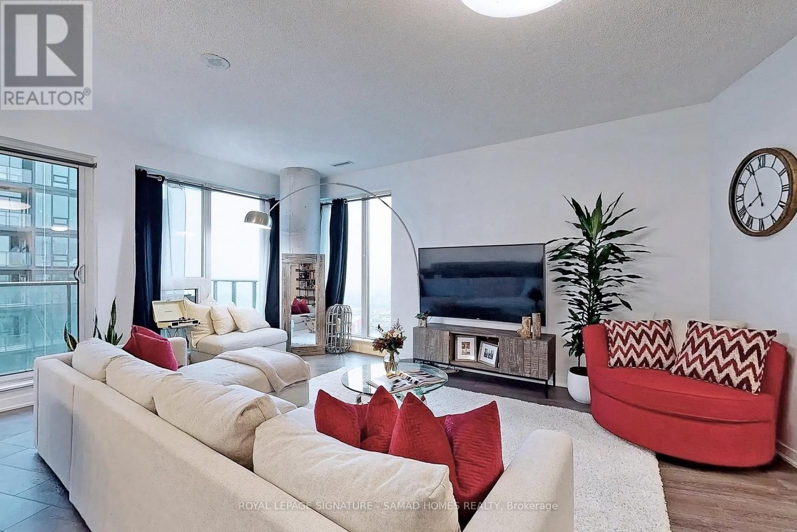Photo 3 of 2813 150 East Liberty Street, Toronto ON