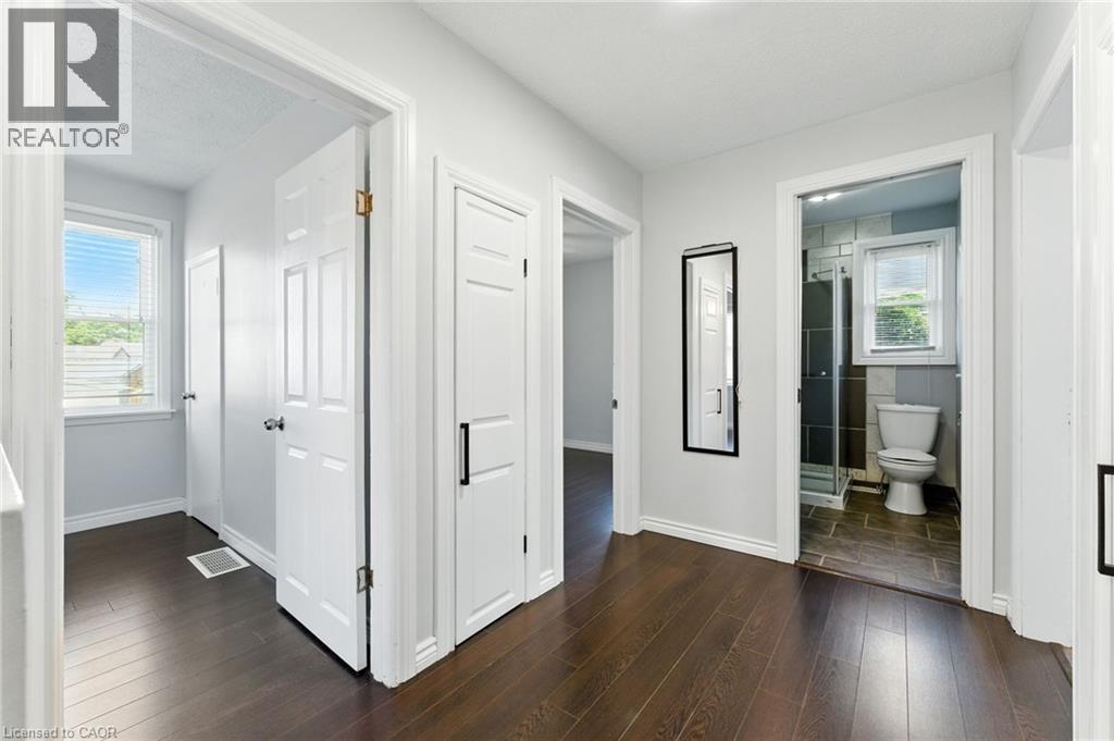 Photo 11 of 60 Hamilton Plank Road, Port Dover ON