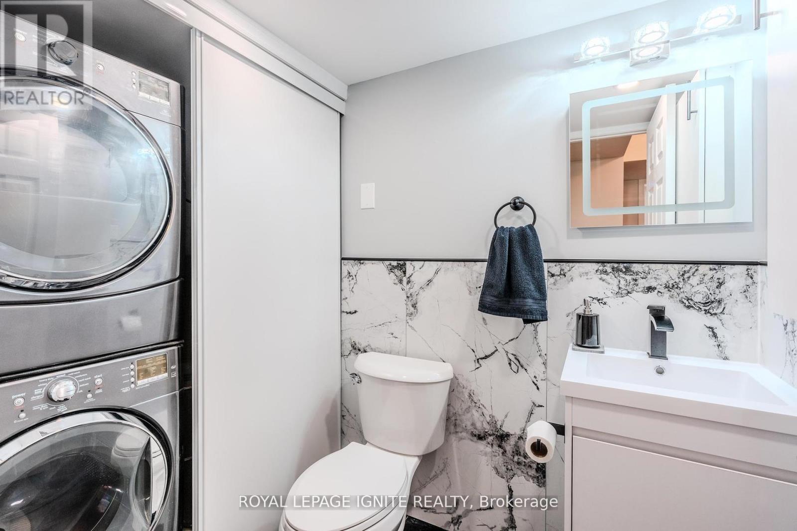 Photo 13 of 3 120 Petra Way, Whitby ON
