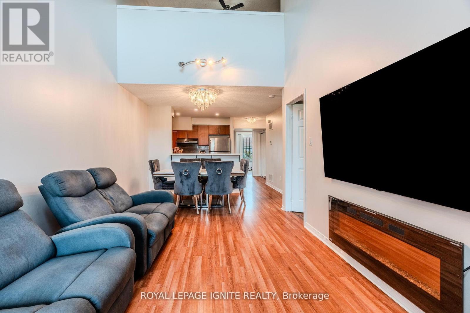 Photo 9 of 3 120 Petra Way, Whitby ON