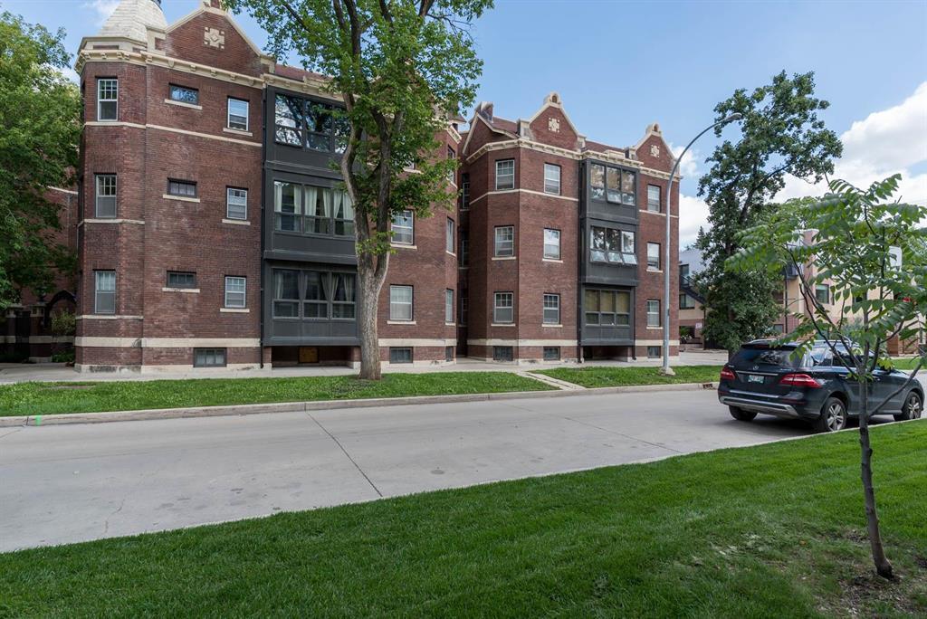 Photo 3 of 10 626 Wardlaw Avenue, Winnipeg MB