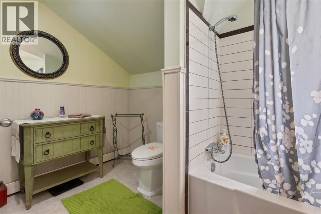 Photo 17 of 4714 48 Street, Camrose AB
