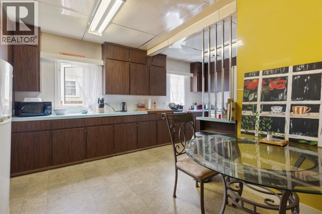 Photo 6 of 4714 48 Street, Camrose AB