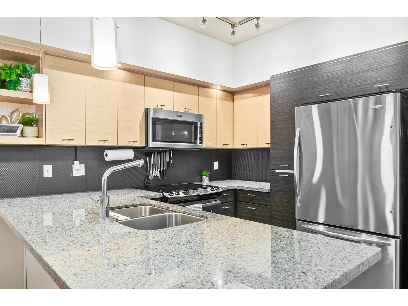 Photo 21 of 14 6299 144 Street, Surrey BC
