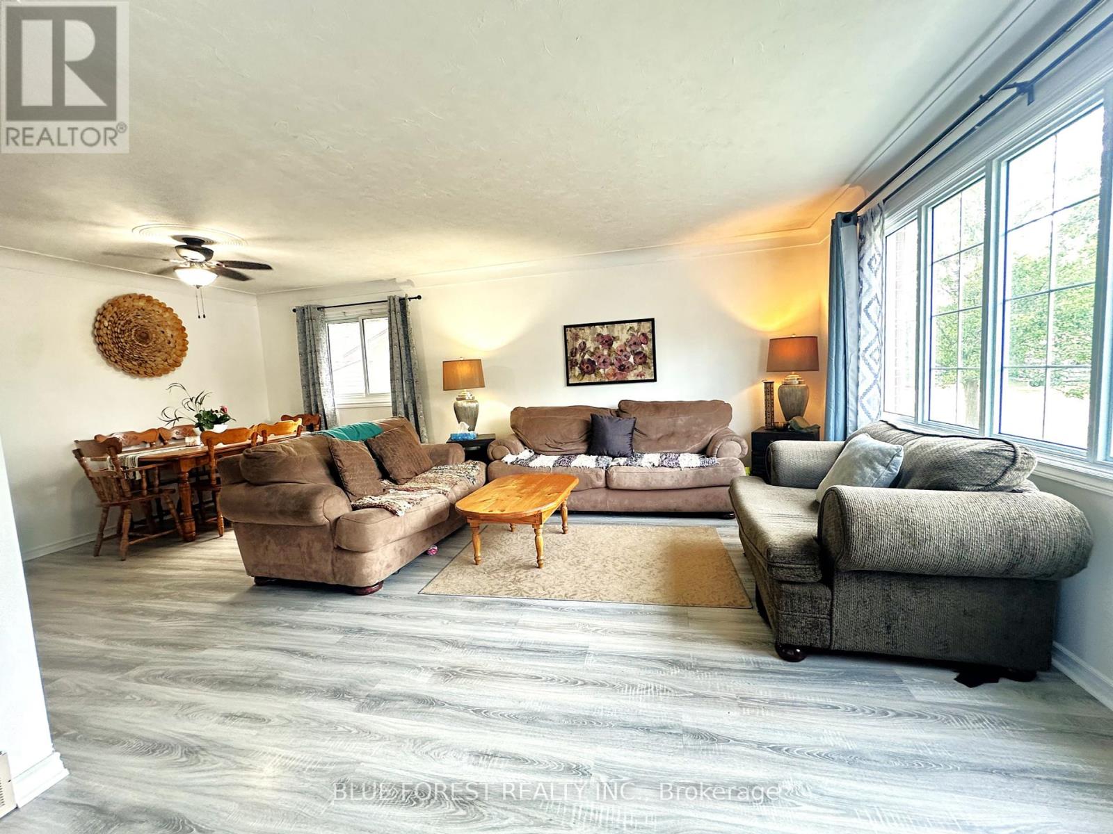 Photo 10 of 195 Myrtle Street, St Thomas ON