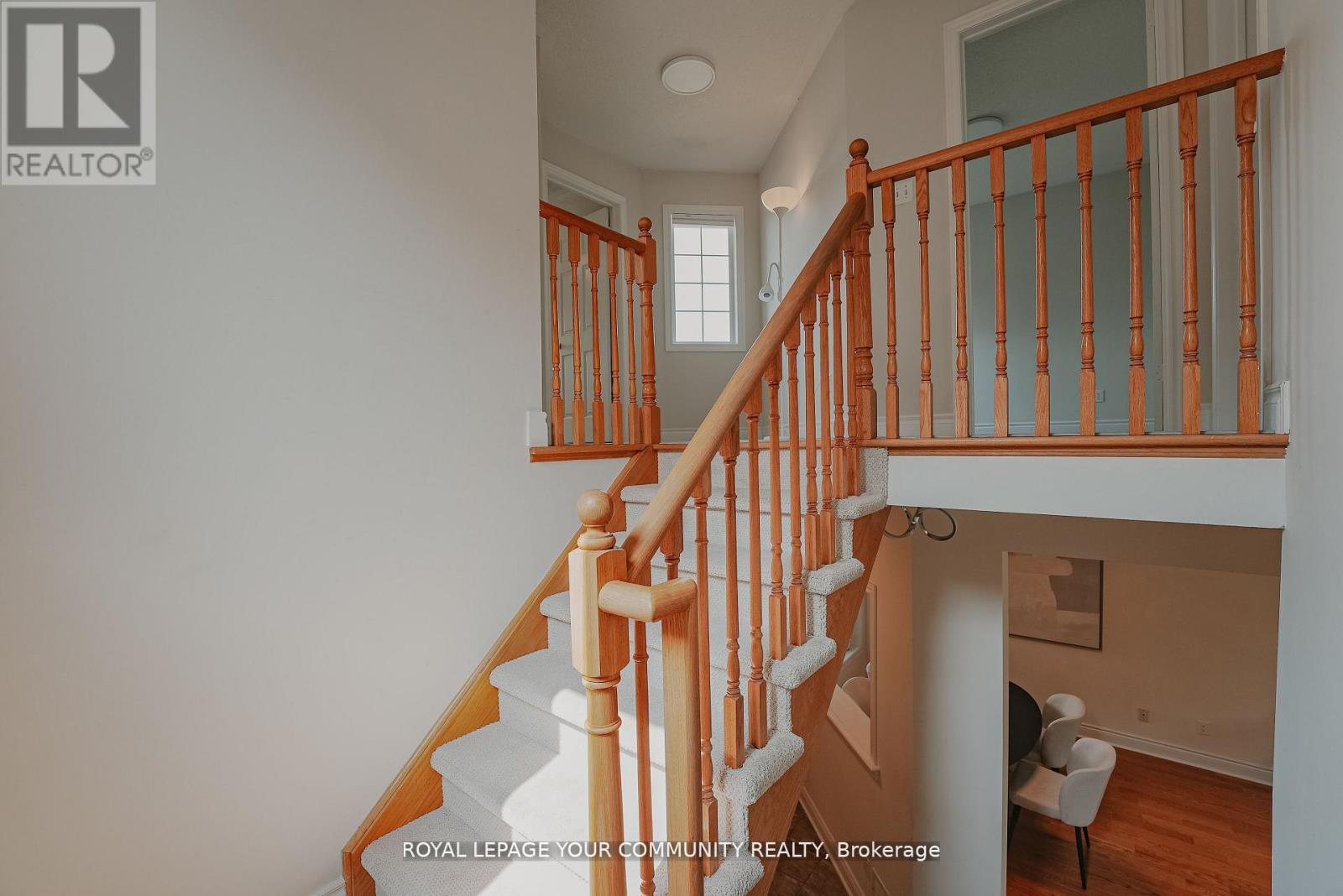 Photo 23 of 550 Greig Circle, Newmarket ON