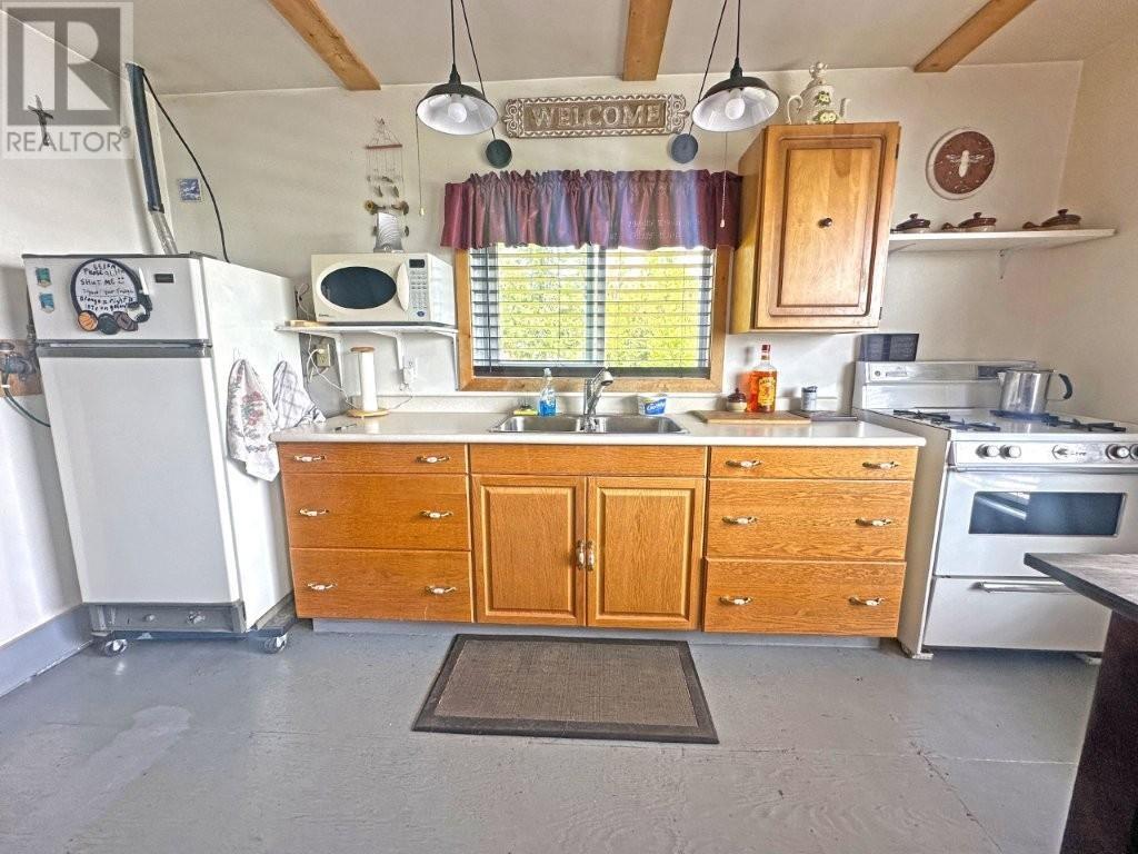 Photo 11 of 234 Eagles Nest Road, Nakina ON