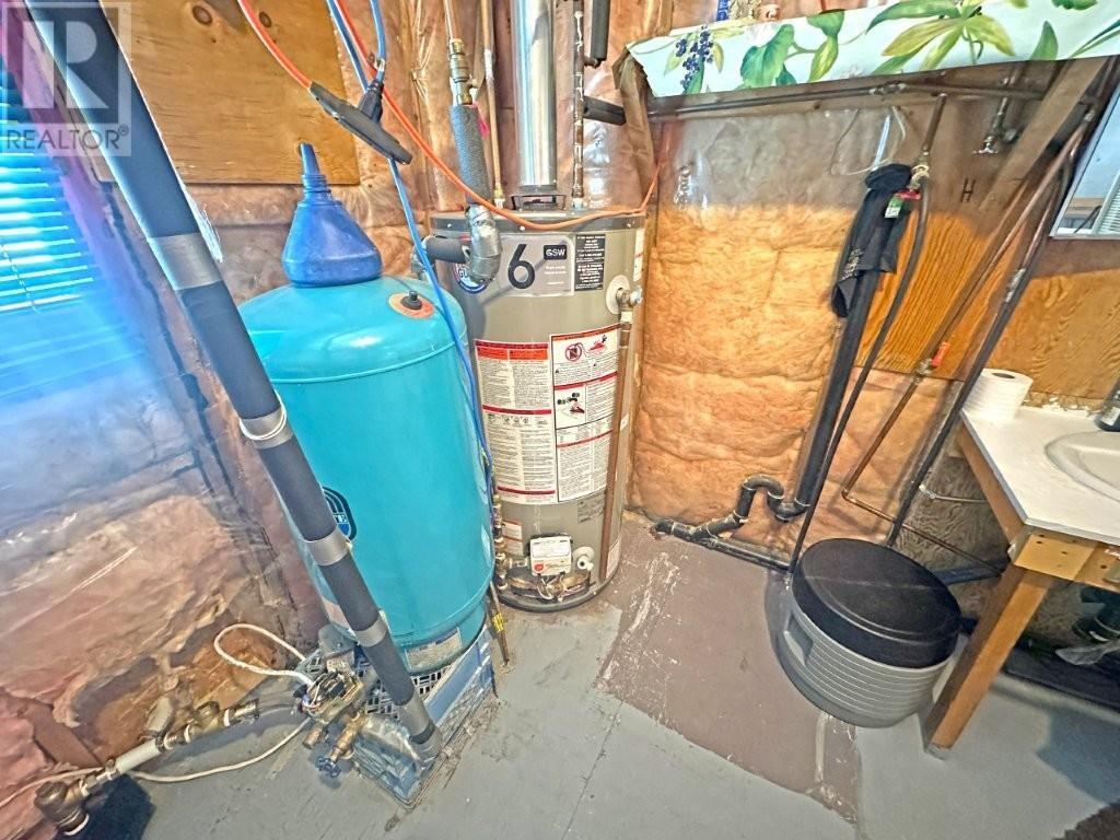Photo 23 of 234 Eagles Nest Road, Nakina ON