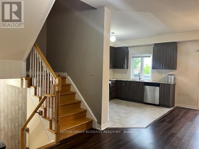 Photo 18 of 3 Bedford Estates Crescent, Barrie ON