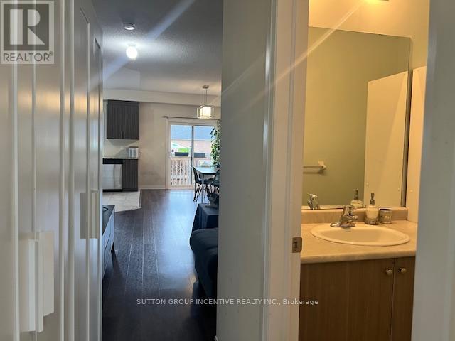 Photo 6 of 3 Bedford Estates Crescent, Barrie ON