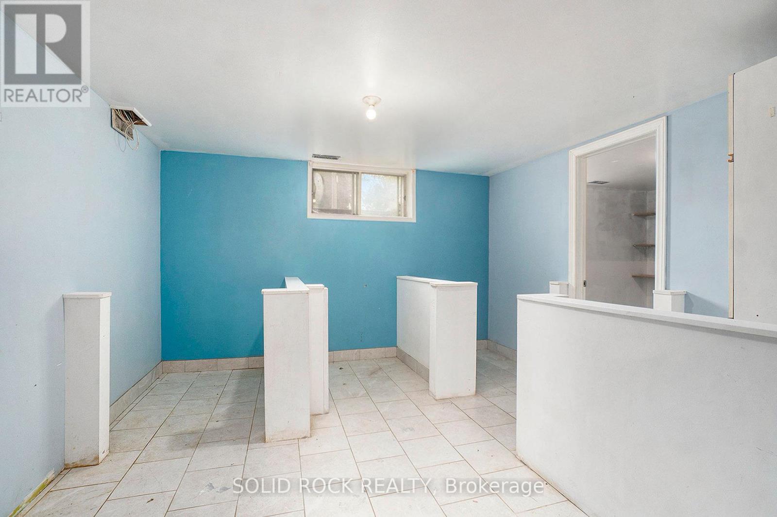 Photo 14 of 120 Ida Street N, Arnprior ON