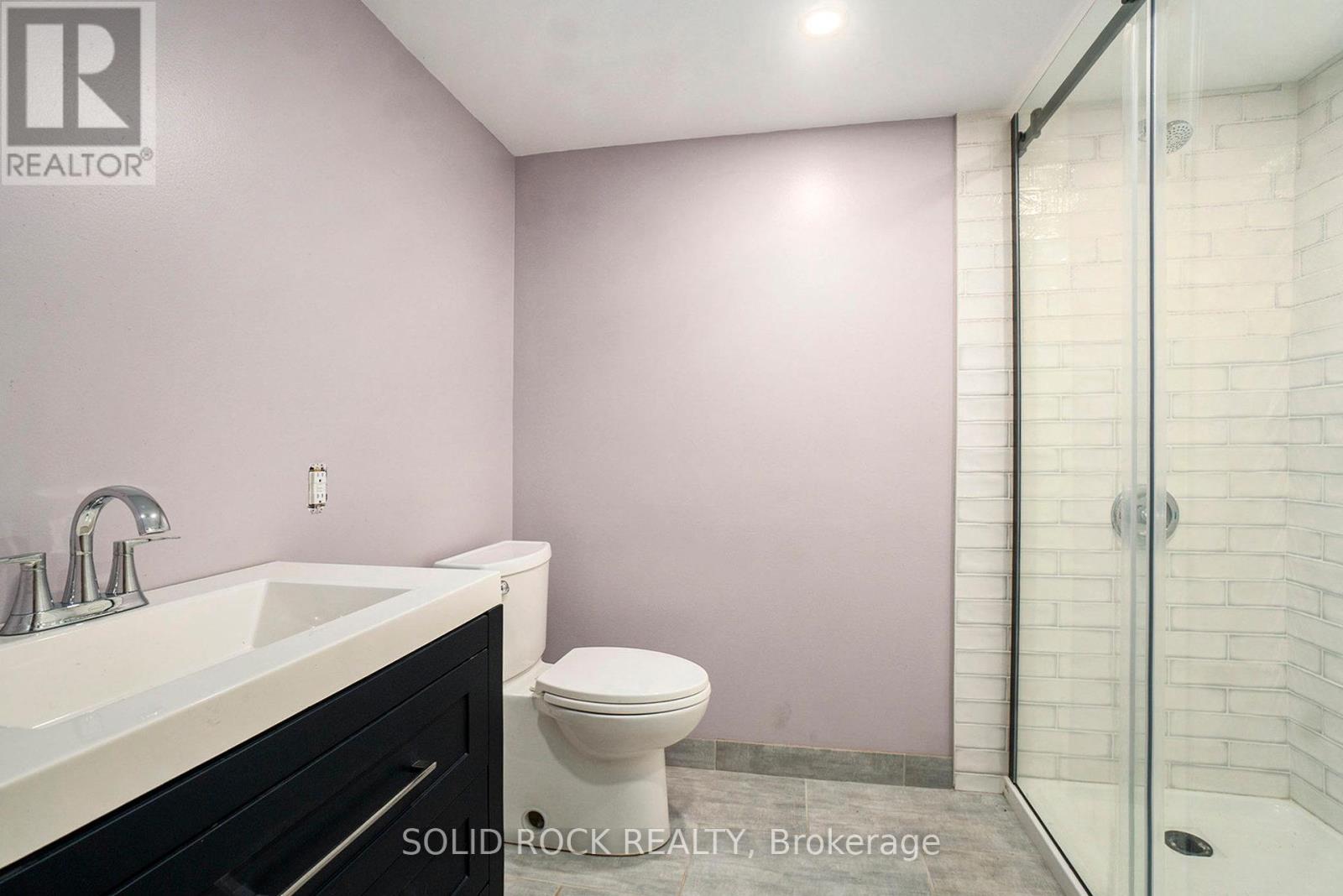 Photo 17 of 120 Ida Street N, Arnprior ON