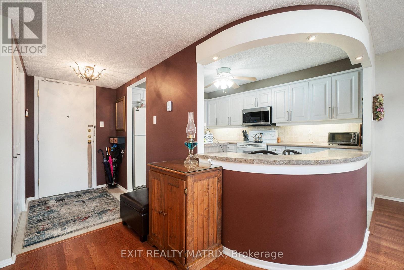 Photo 11 of 1105 200 Lafontaine Avenue, Ottawa ON