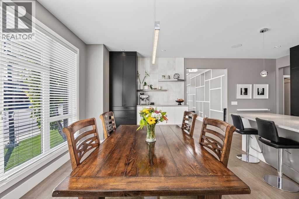 Photo 13 of 6 West Point Mews Sw, Calgary AB