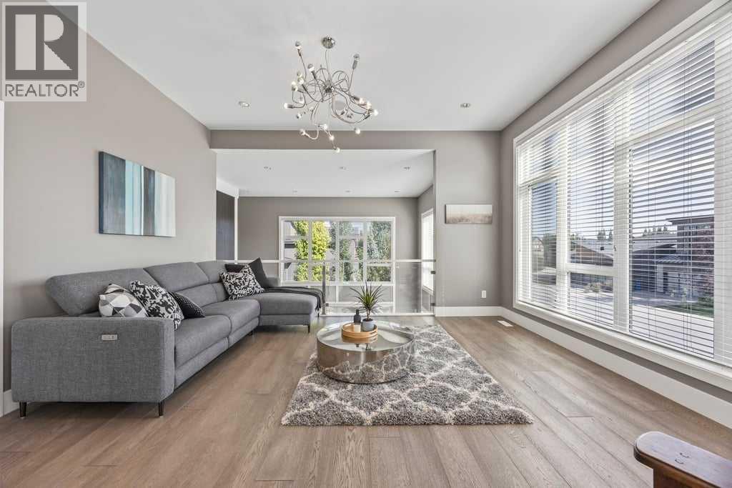Photo 33 of 6 West Point Mews Sw, Calgary AB