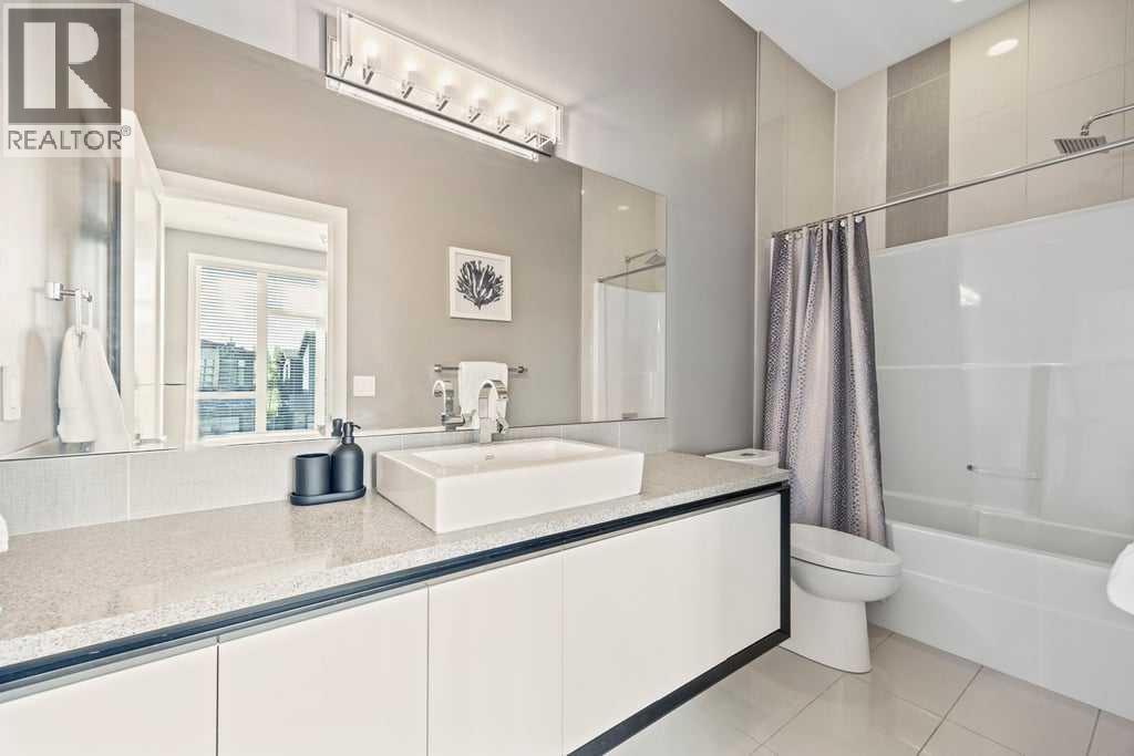 Photo 37 of 6 West Point Mews Sw, Calgary AB