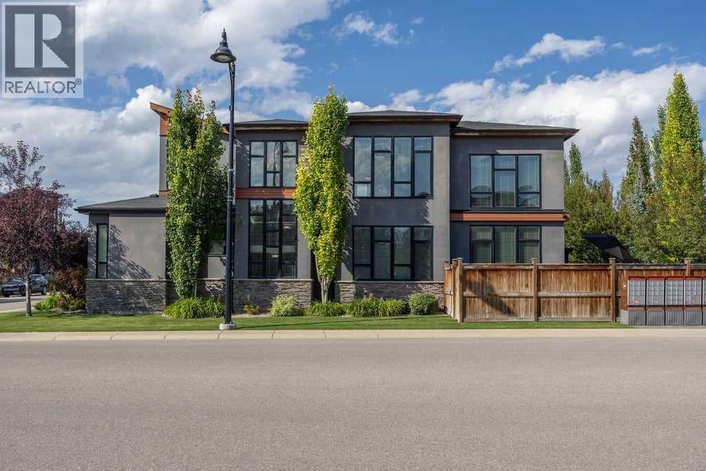 Photo 4 of 6 West Point Mews Sw, Calgary AB