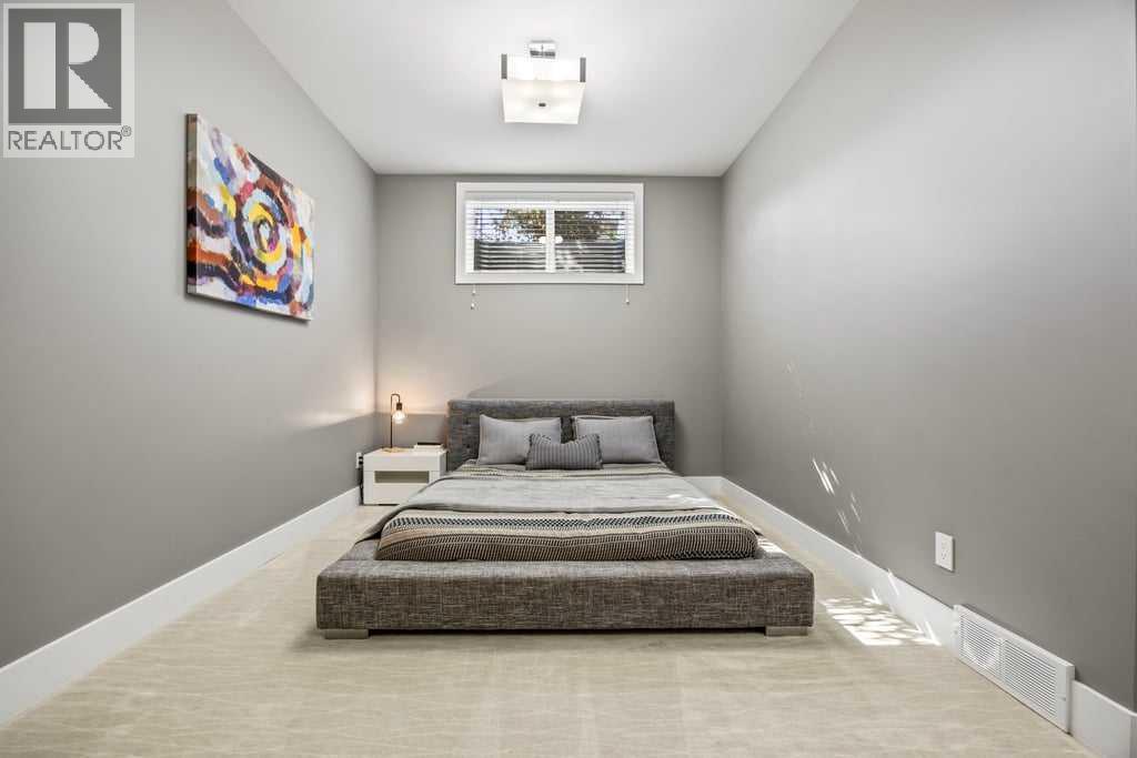 Photo 41 of 6 West Point Mews Sw, Calgary AB
