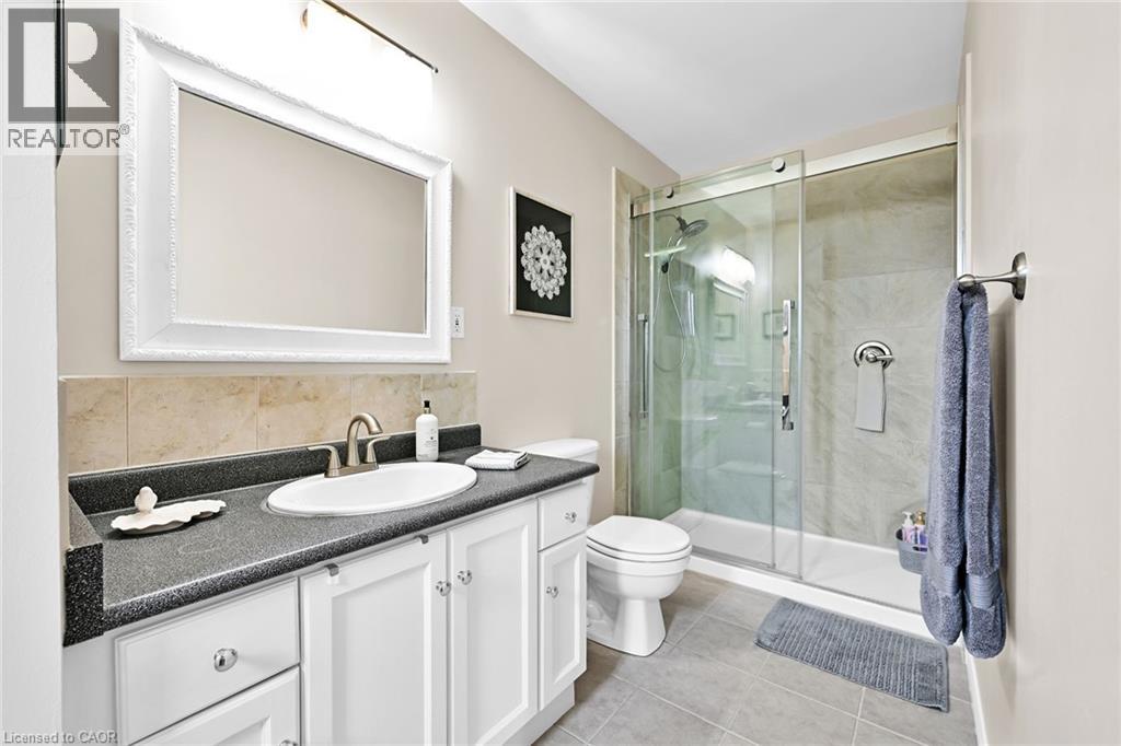 Photo 22 of 390 Mountain Road, Grimsby ON