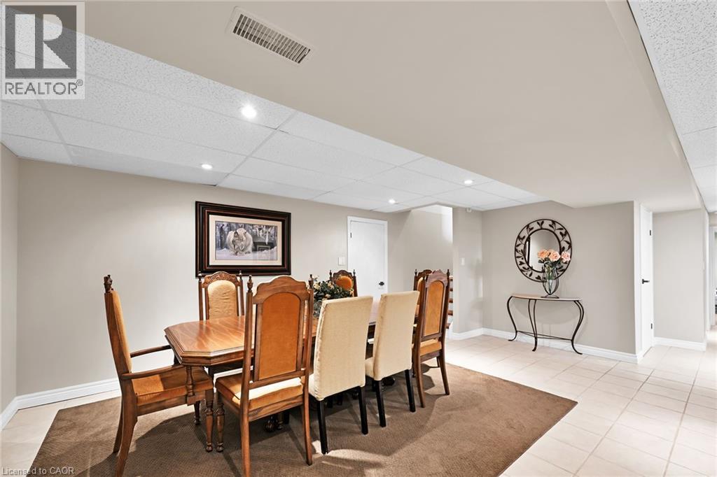 Photo 30 of 390 Mountain Road, Grimsby ON