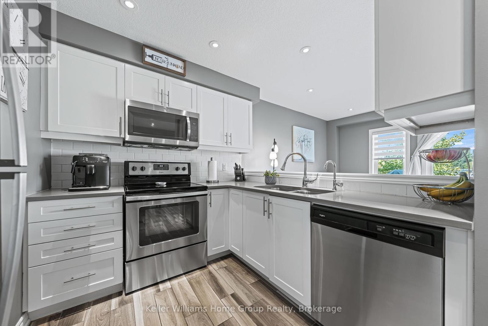 Photo 11 of 59 Westminster Crescent, Centre Wellington ON