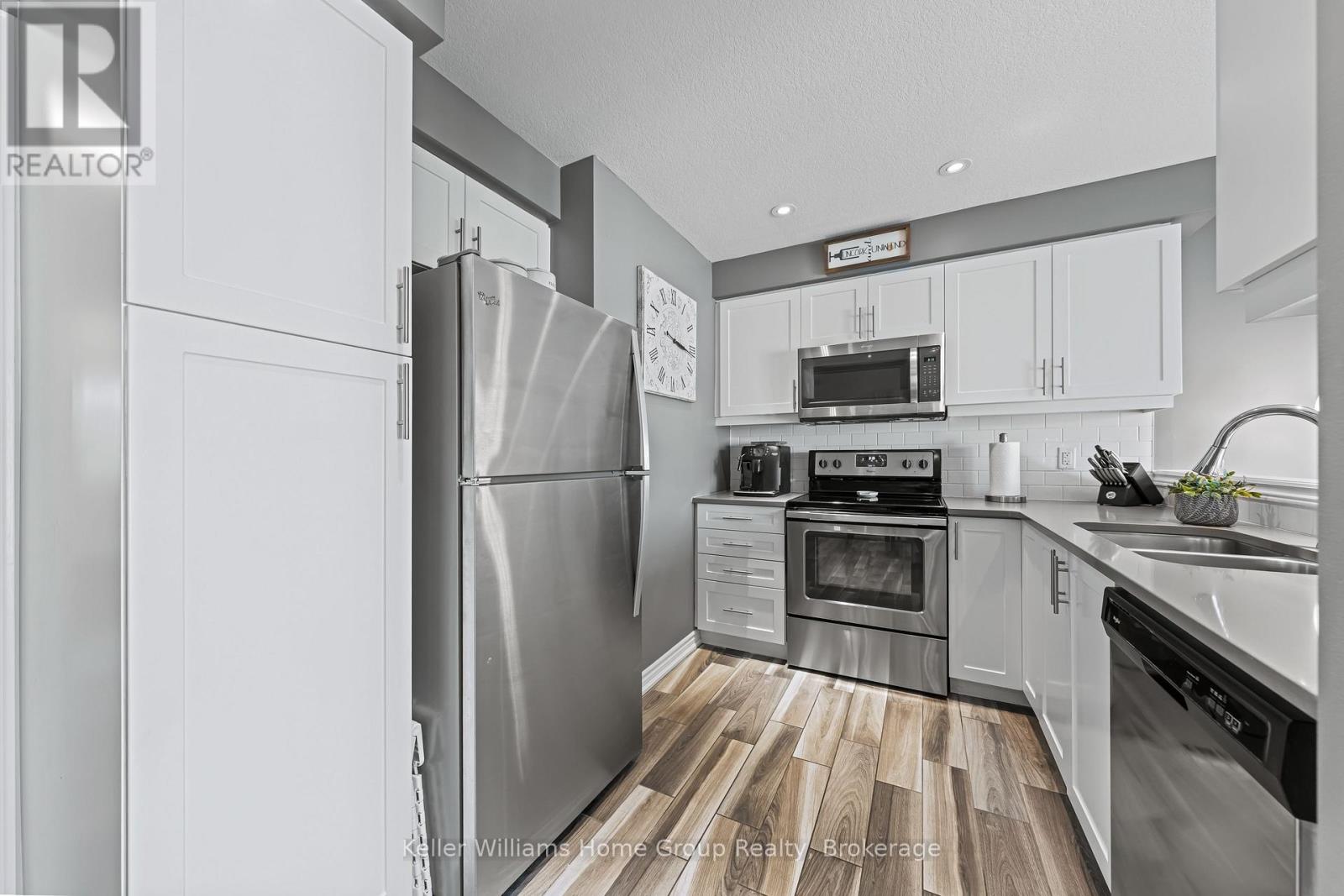 Photo 12 of 59 Westminster Crescent, Centre Wellington ON