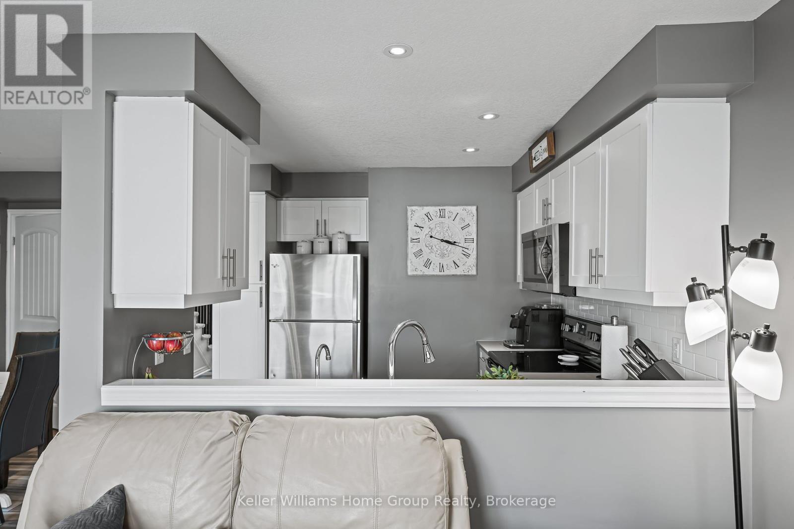 Photo 13 of 59 Westminster Crescent, Centre Wellington ON