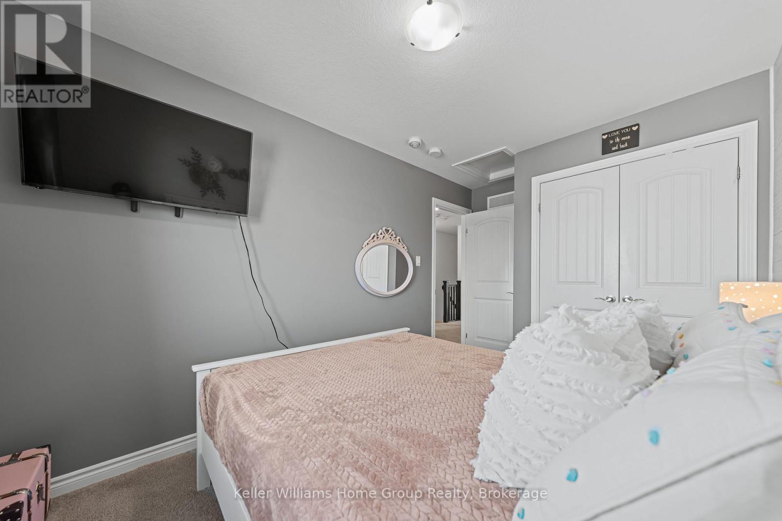 Photo 24 of 59 Westminster Crescent, Centre Wellington ON