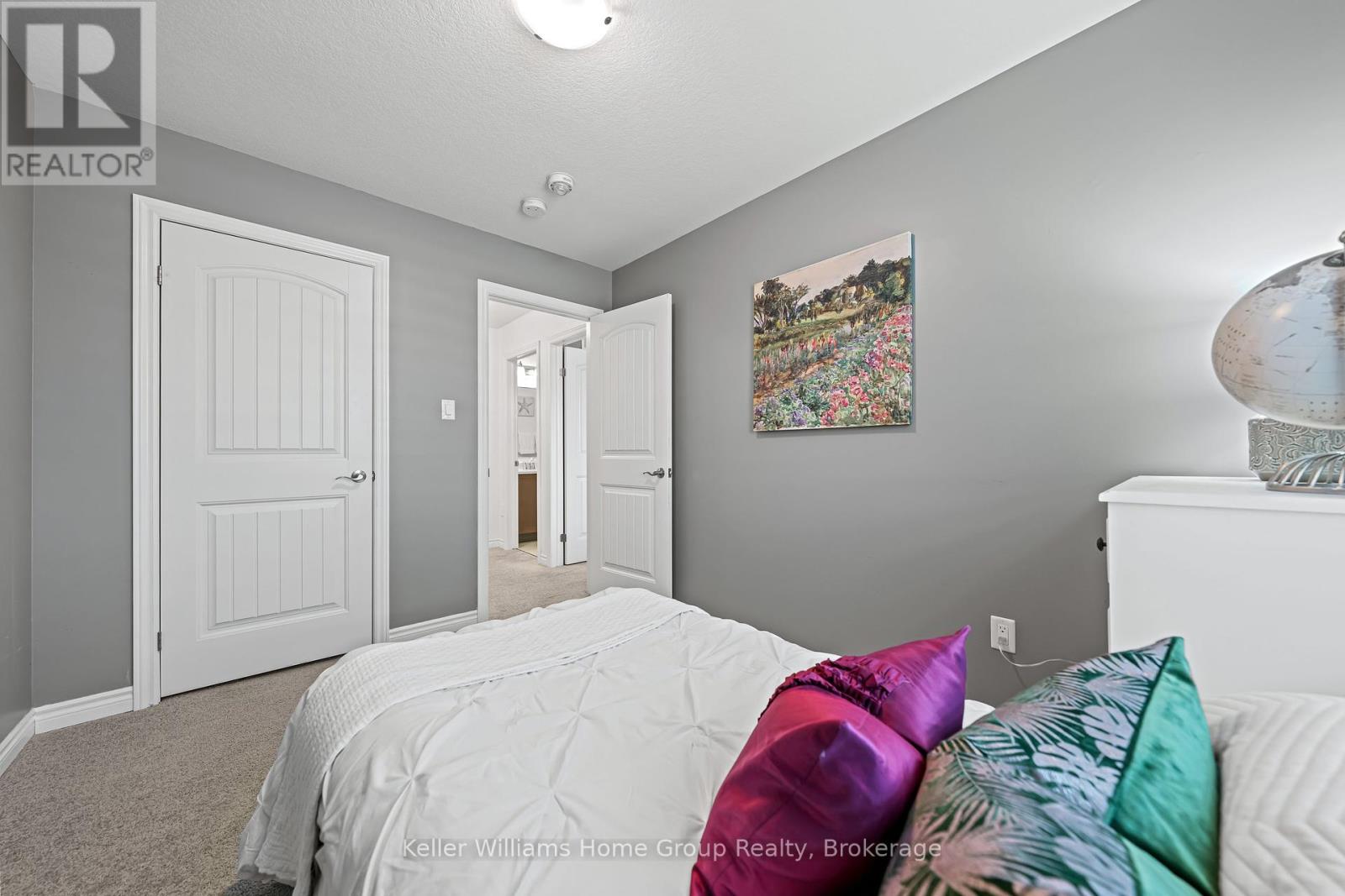Photo 26 of 59 Westminster Crescent, Centre Wellington ON