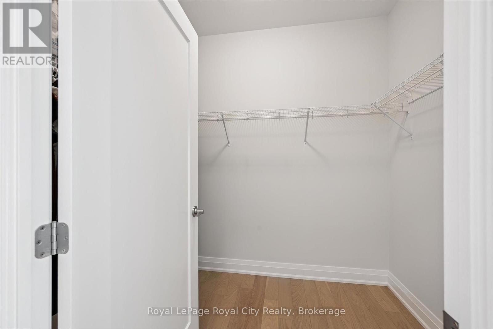 Photo 19 of 1007 71 Wyndham Street S, Guelph ON