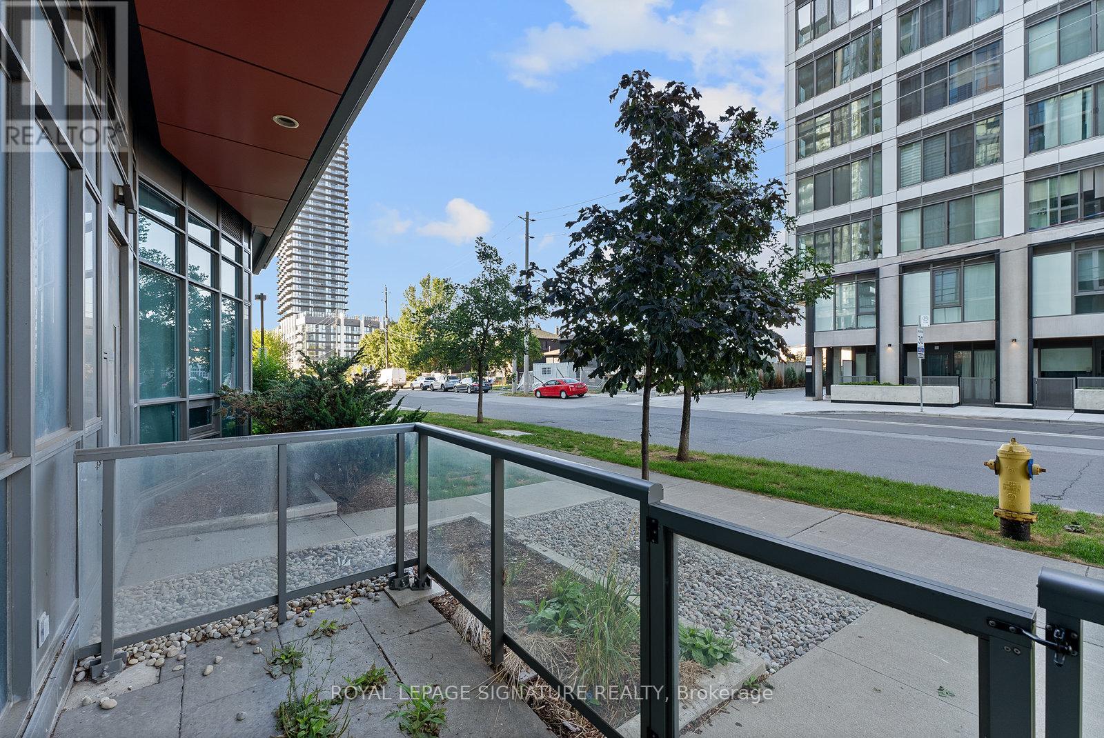Photo 19 of 104 1185 The Queensway Avenue, Toronto ON