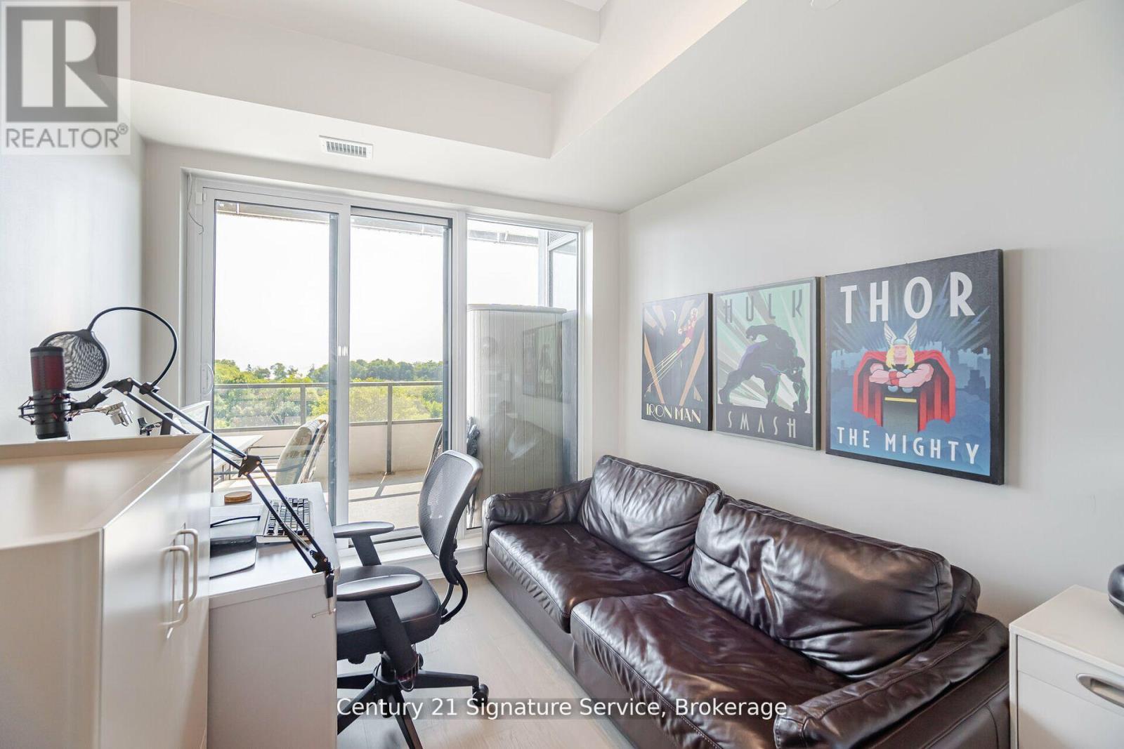 Photo 17 of 312 20 Shore Breeze Drive, Toronto ON