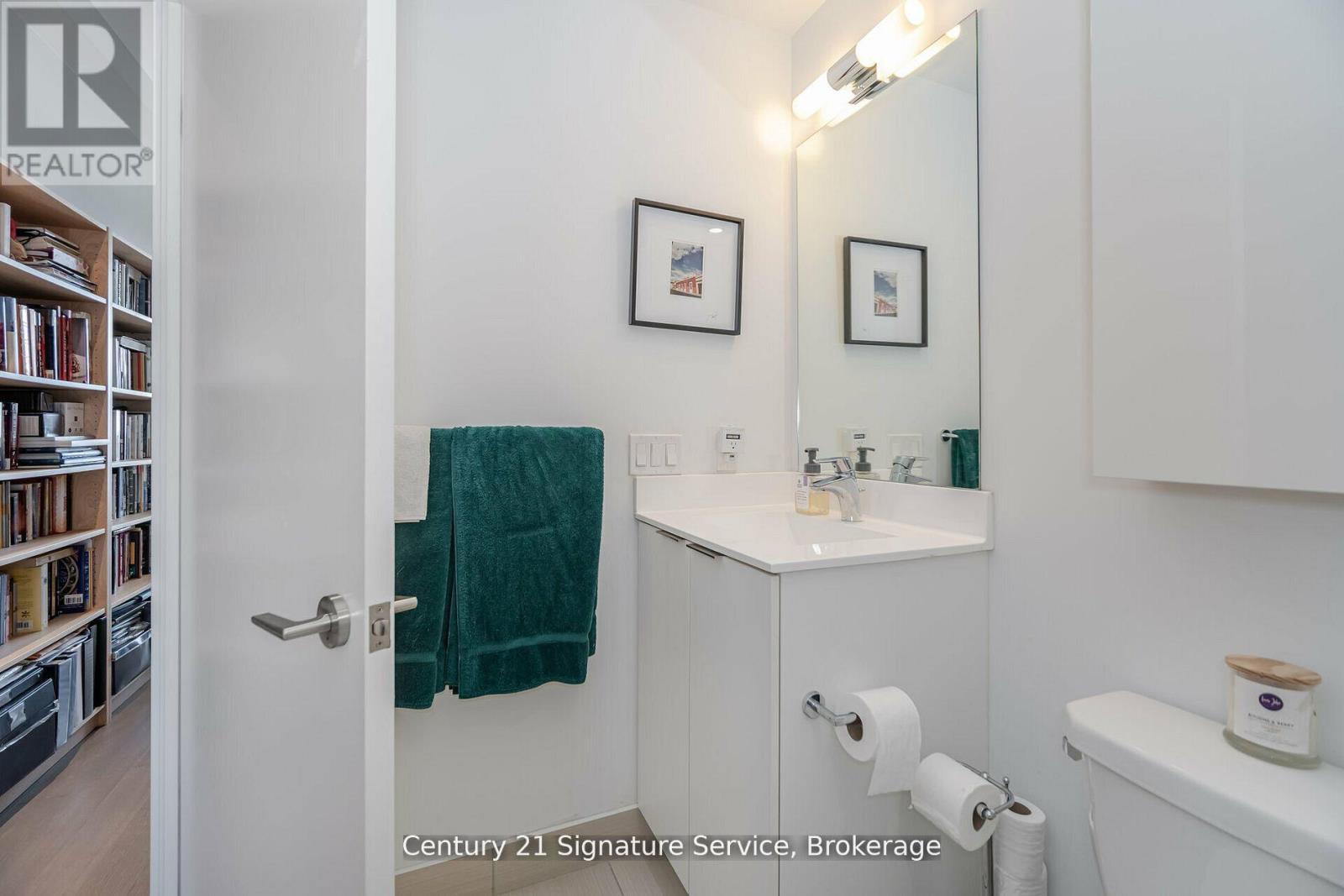 Photo 21 of 312 20 Shore Breeze Drive, Toronto ON
