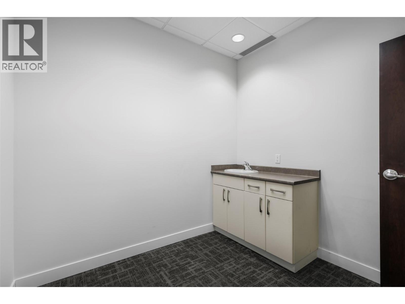Photo 14 of 474 Columbia Street Unit 203, Kamloops BC