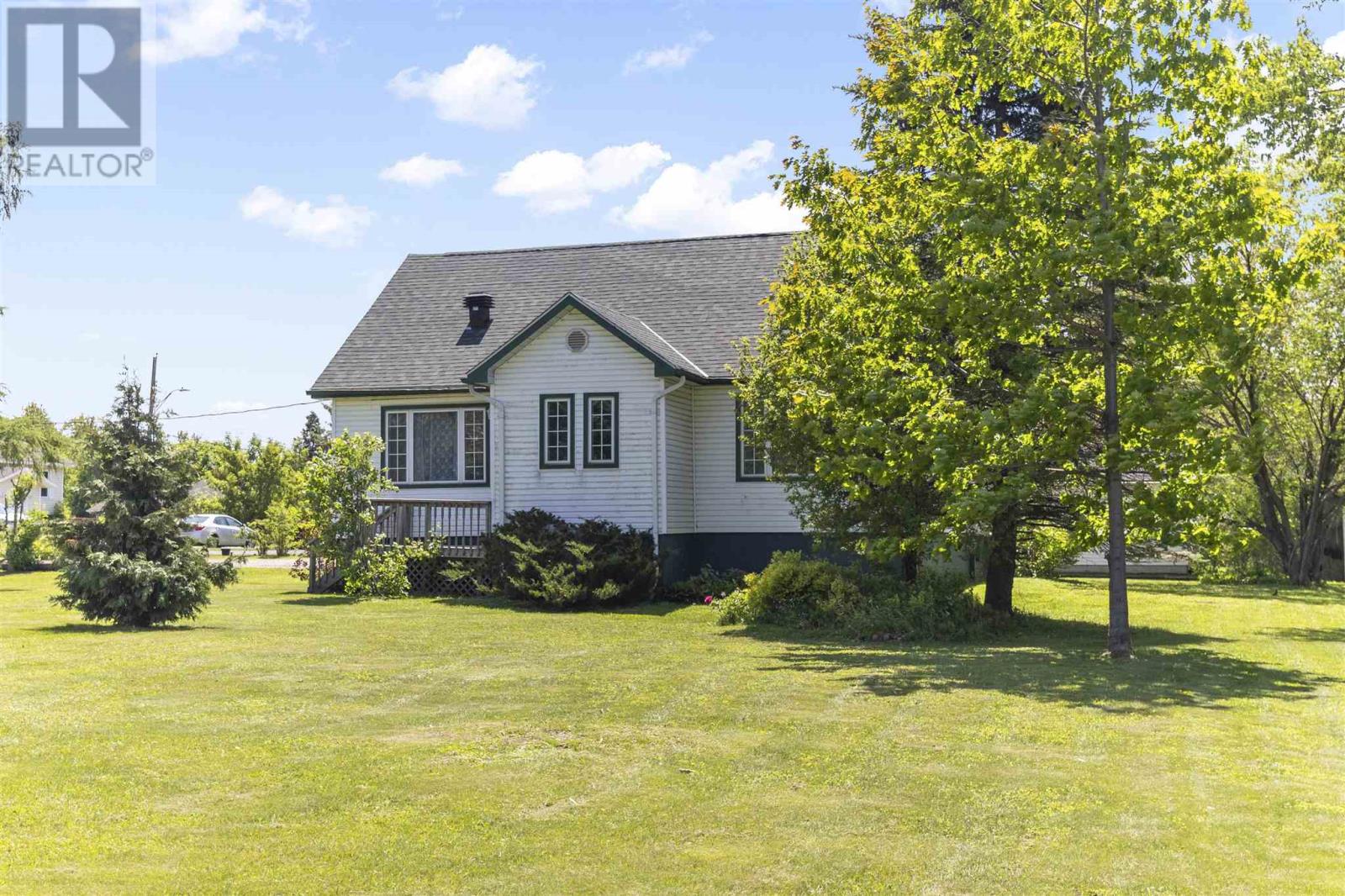 Photo 1 of 441 Laurier Ave, Sault Ste Marie ON