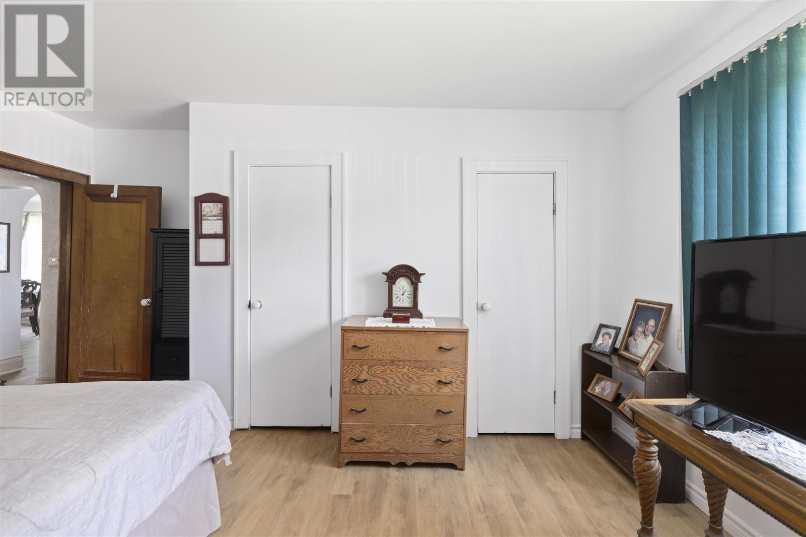 Photo 15 of 441 Laurier Ave, Sault Ste Marie ON