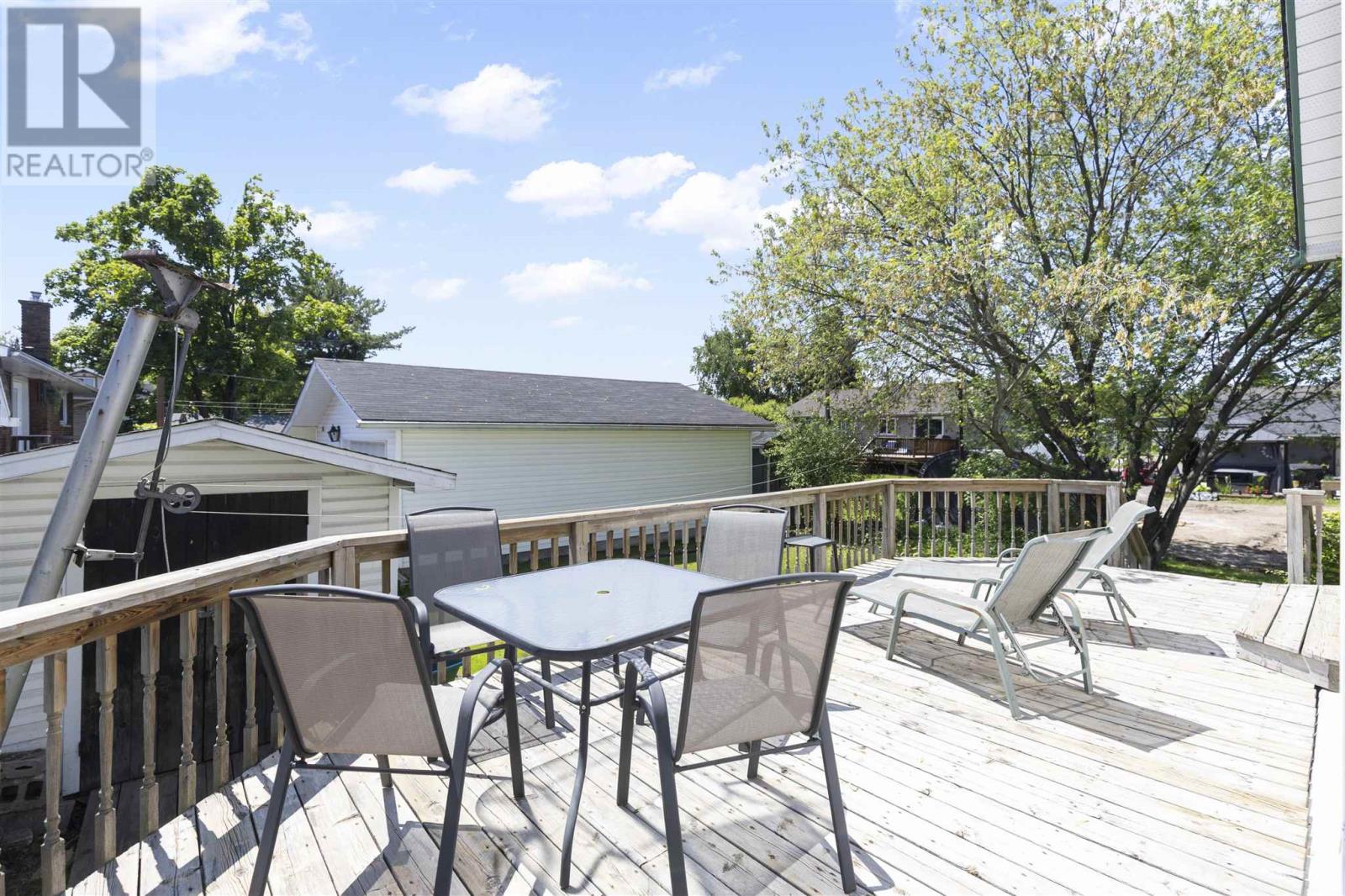 Photo 36 of 441 Laurier Ave, Sault Ste Marie ON