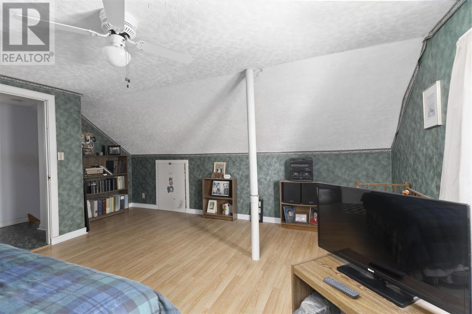 Photo 27 of 441 Laurier Ave, Sault Ste Marie ON