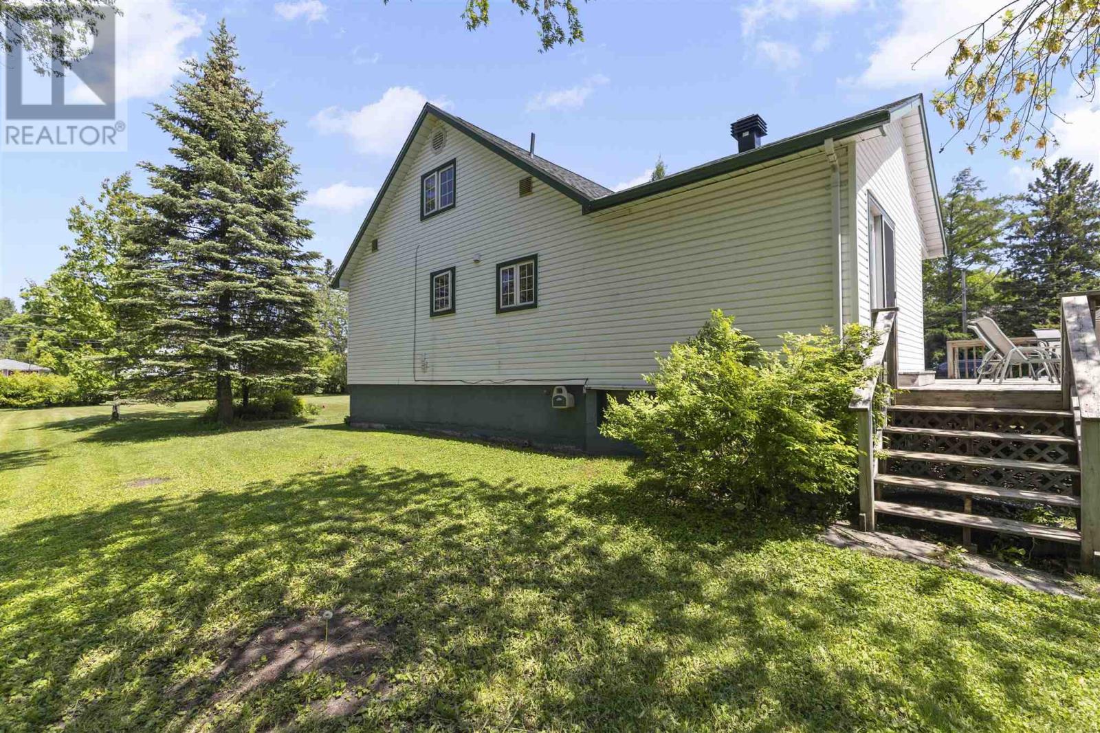 Photo 39 of 441 Laurier Ave, Sault Ste Marie ON