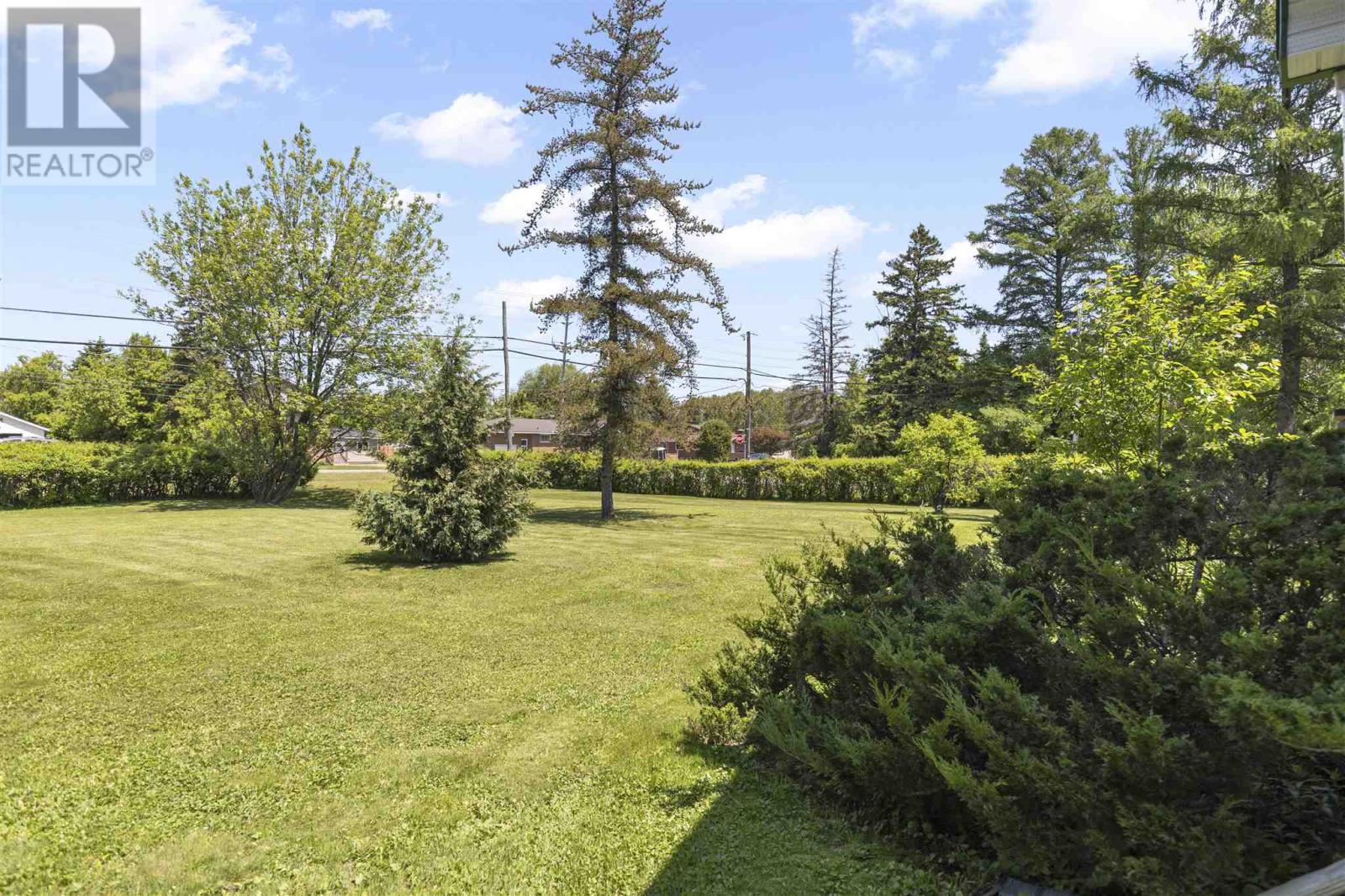 Photo 45 of 441 Laurier Ave, Sault Ste Marie ON