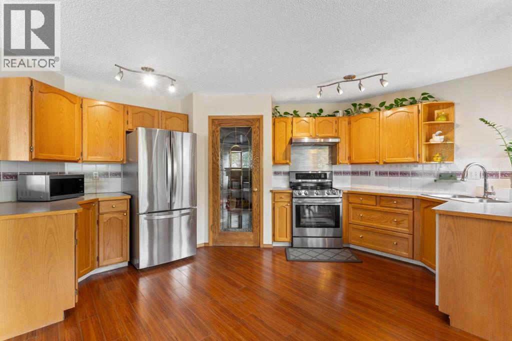 Single Family House for Sale in  Harvest Park Way NE Harvest Hills Calgary 