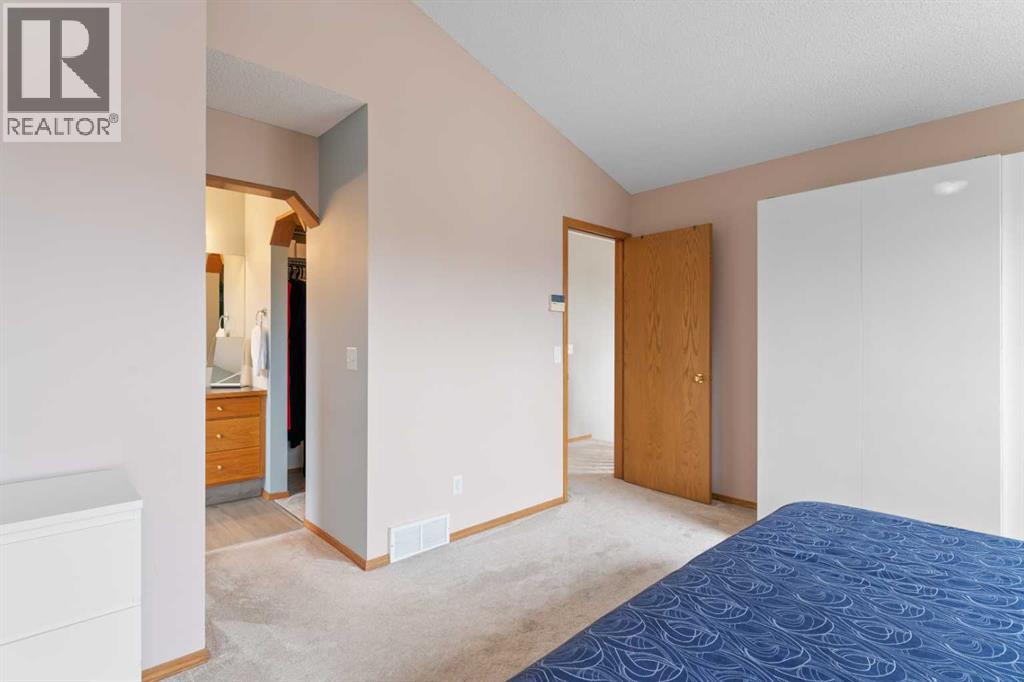 Single Family House for Sale in  Harvest Park Way NE Harvest Hills Calgary 