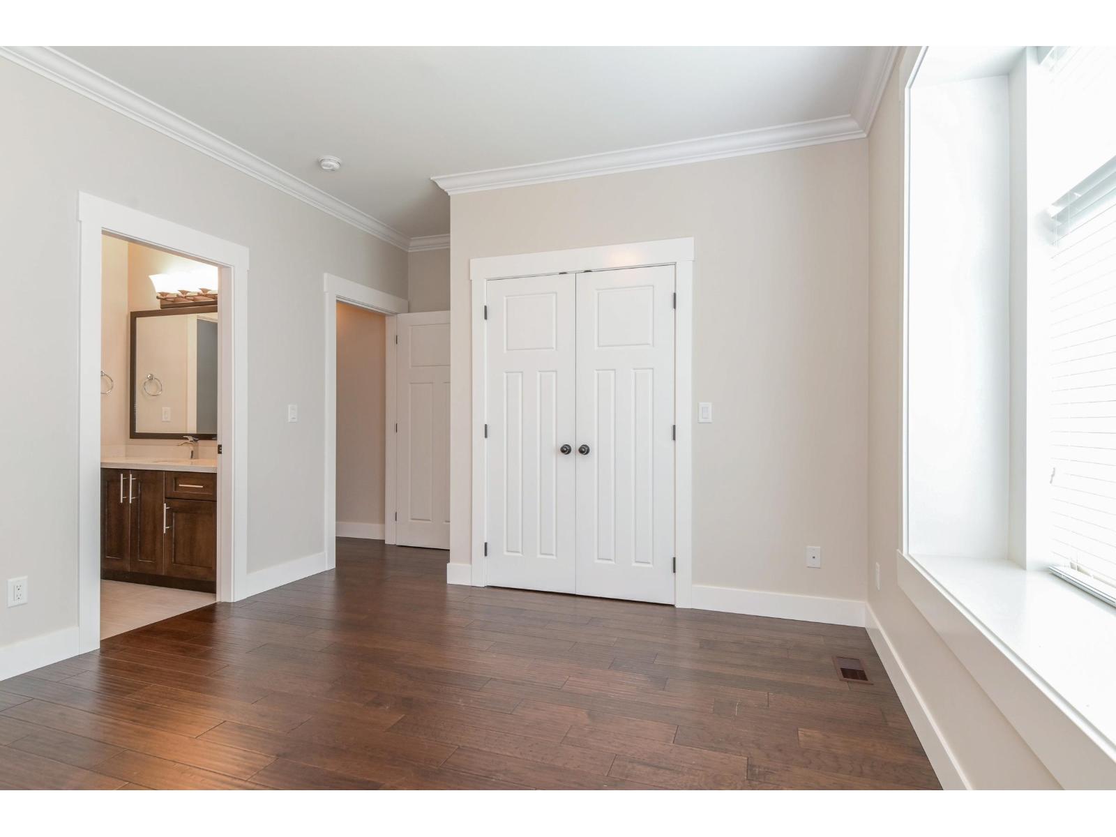 Photo 18 of 20073 38 B Avenue, Langley BC