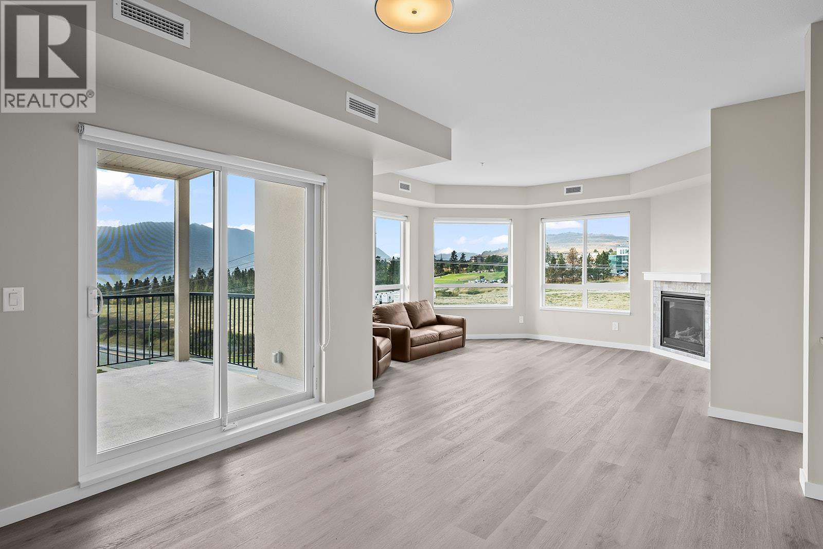 2301 Carrington Road Unit# 219, West Kelowna