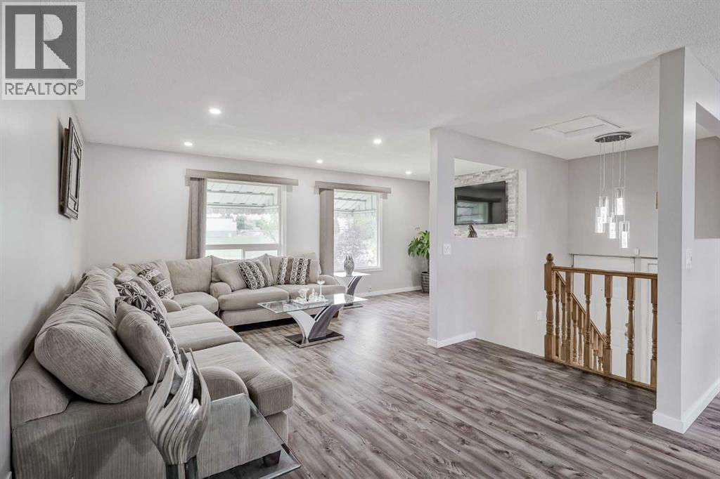 Single Family House Bi-level for Sale in  Marlborough Drive NE Marlborough Calgary 