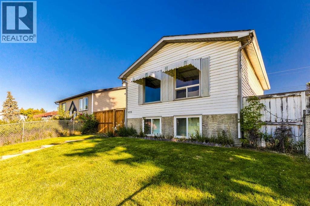 Single Family House Bi-level for Sale in  Marlborough Drive NE Marlborough Calgary 
