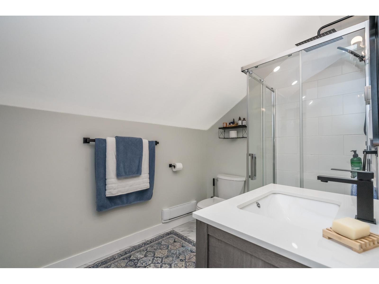 Photo 29 of 23182 Rawlison Crescent, Langley BC